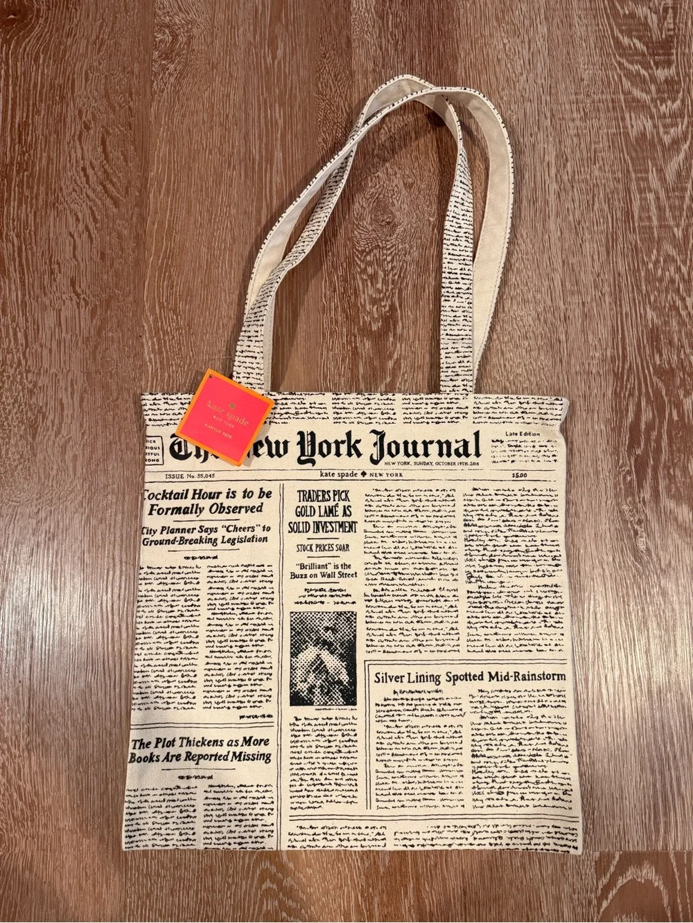 Kate Spade New York newspaper tote bag  Brand new condition